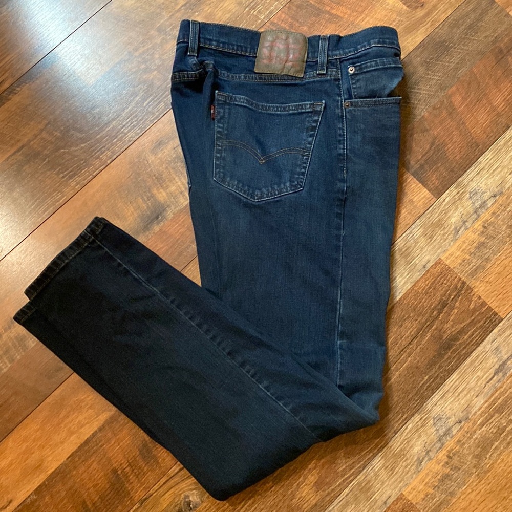 Levi 505 Dark Wash Jeans